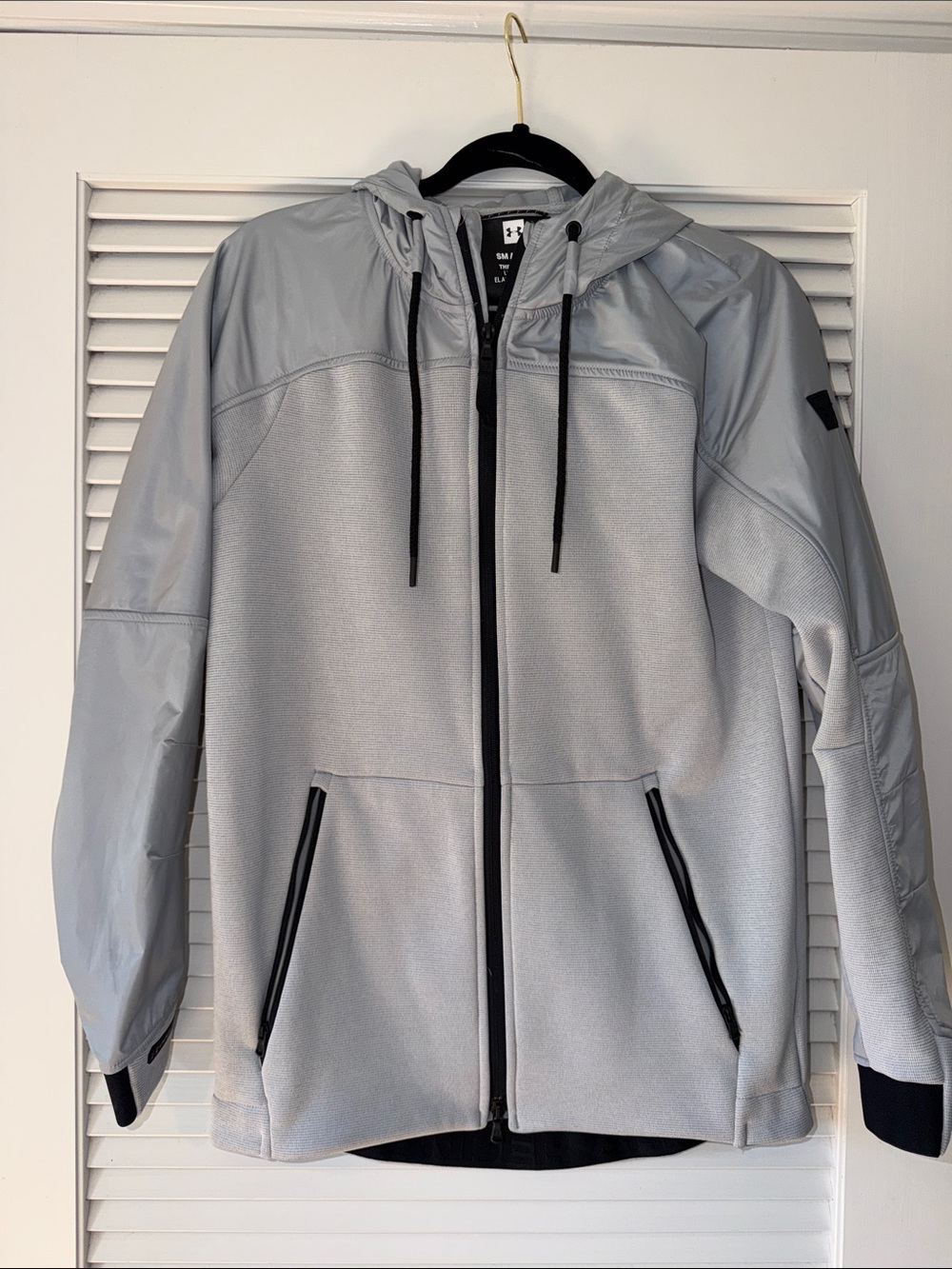 Under Armour Light Gray Full‑Zip Hooded Windbreaker